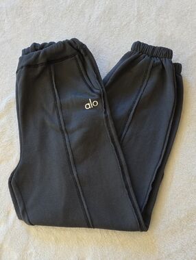 SHEIN Black Jogger Sweatpants with White 'alo' Embroidery